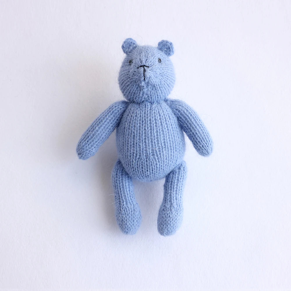 Accessoire Photo Ours en Peluche Tricoté Fait Main – Adorable Poupée Animal en Mohair au Crochet pour Séances Photo de Nouveaux-Nés & Stylisme Studio