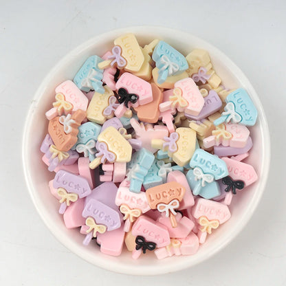 30/300pcs Mini Breloques en Résine Bonbon Fleur Amour – Mignons Accessoires de Bricolage pour Nail Art, Barrettes à Cheveux, Scrapbooking, Bijoux Faits Main et Projets Créatifs pour Enfants