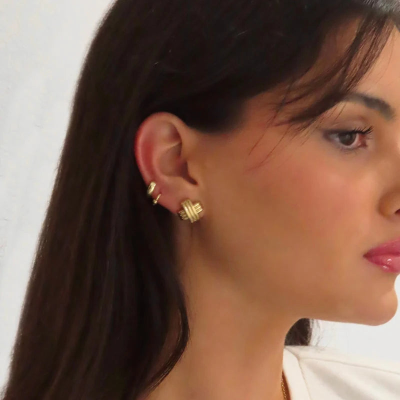 Pendientes de Moda Llamativos de Acero Inoxidable Chapado en Oro Círculo Geométrico Retorcido Vintage para Mujer