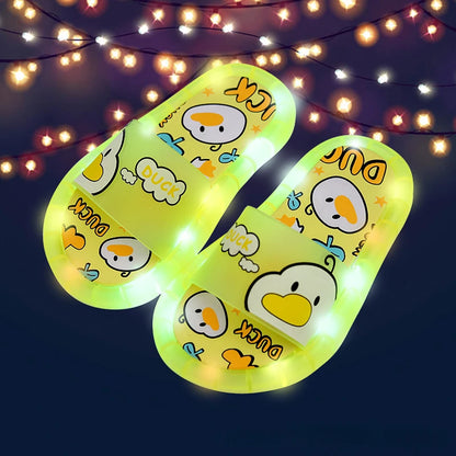 Zuecos LED con luces para niños, bonitas pantuflas de cristal con dibujos animados para niños y niñas