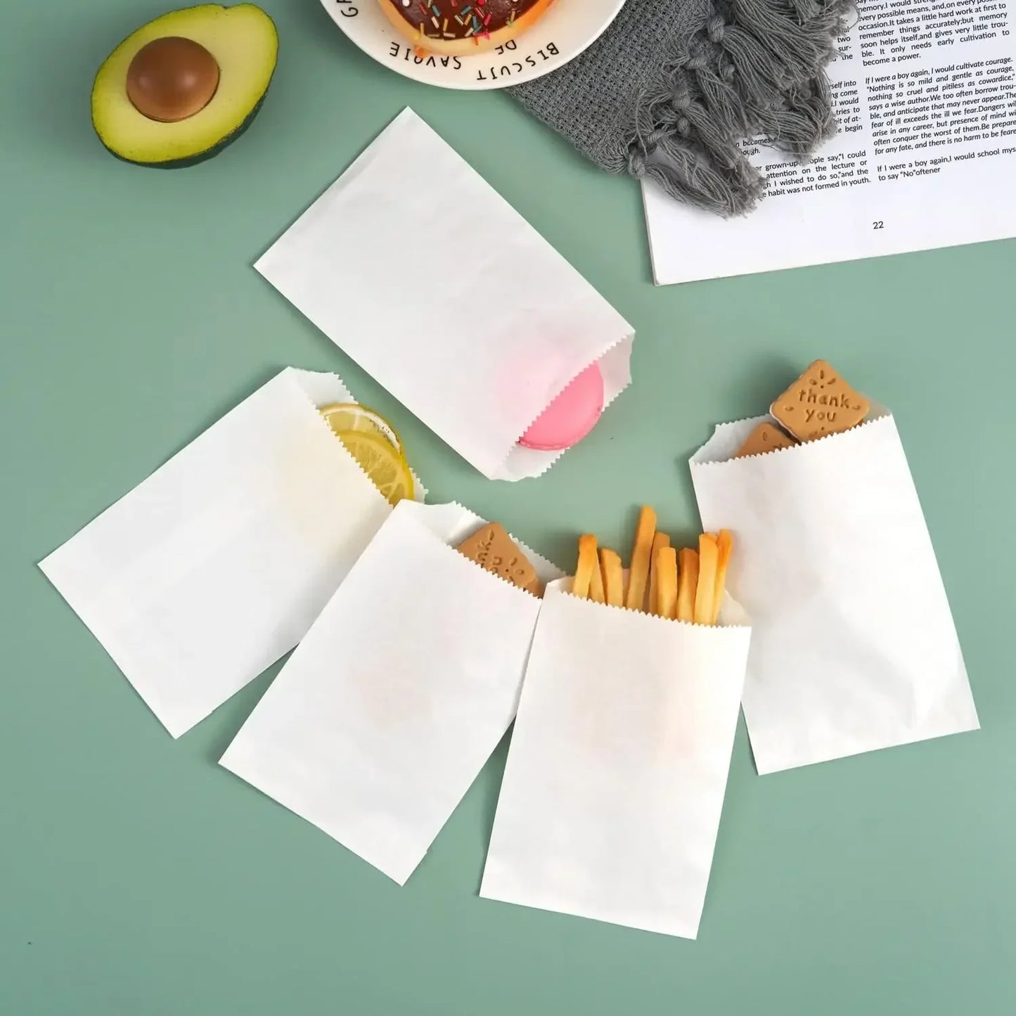 50 Bolsas Planas de Papel Kraft para Detalles (10x15cm, 13x18cm, 4x6", 8x15cm) – Bolsitas de Papel para Empaques, Recuerdos de Fiesta, Navidad y Dulces