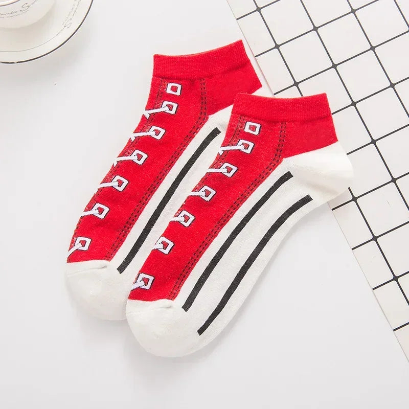 Funny Harajuku Word Print Socks – Unisex Cotton Crew Socks for Men & Women, Hip Hop Streetwear Skateboard Style
