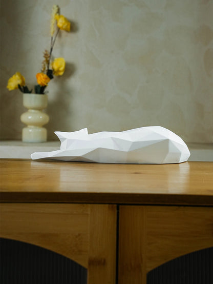 Geometric Lying Cat Statue – Modern Black & White Decorative Figurine for Home, Office, Table & Shelf Décor