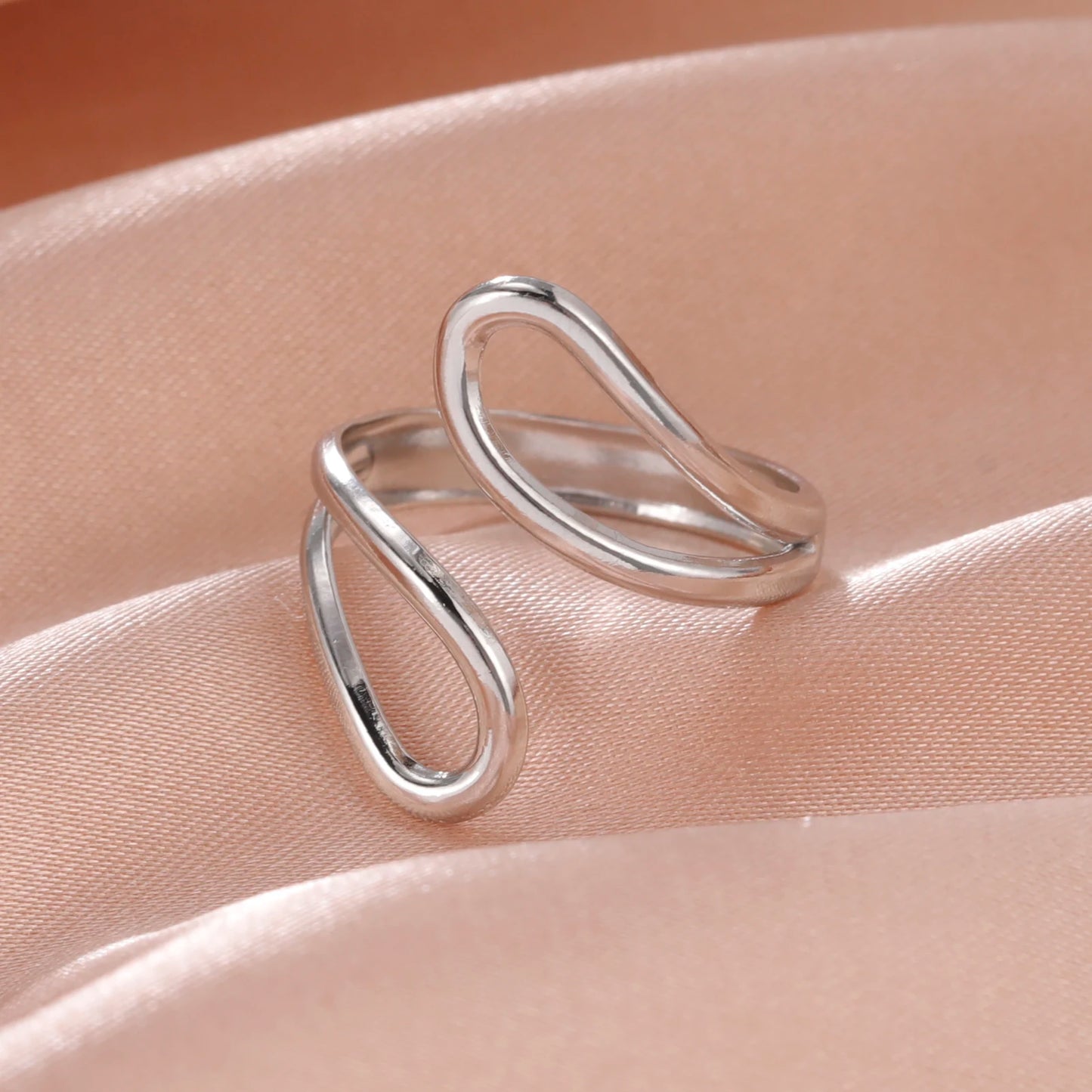 Bague Skyrim en acier inoxydable cœur géométrique pour femme, réglable, ouverte, pour fête, esthétique