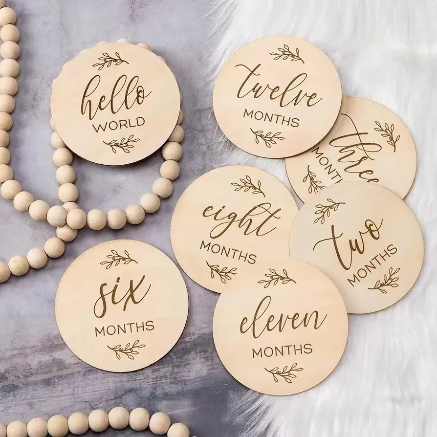7PCS Newborn Milestone Wooden Cards – Baby Monthly Growth Announcement Props, Baby Shower Gift for Boys & Girls, Pregnancy Photography Accessories for First Year Memories & Photo Sessions