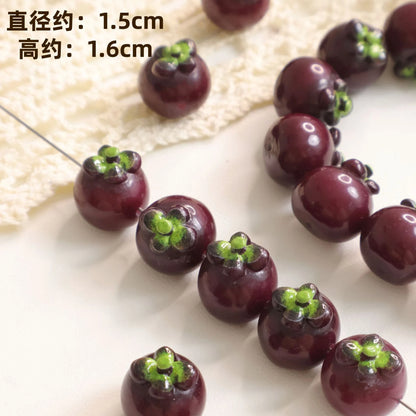 5 cuentas de resina de mini frutas – Bonitos dijes 3D de manzana y fresa para hacer joyas, pulseras, collares, colgantes y accesorios de manualidades