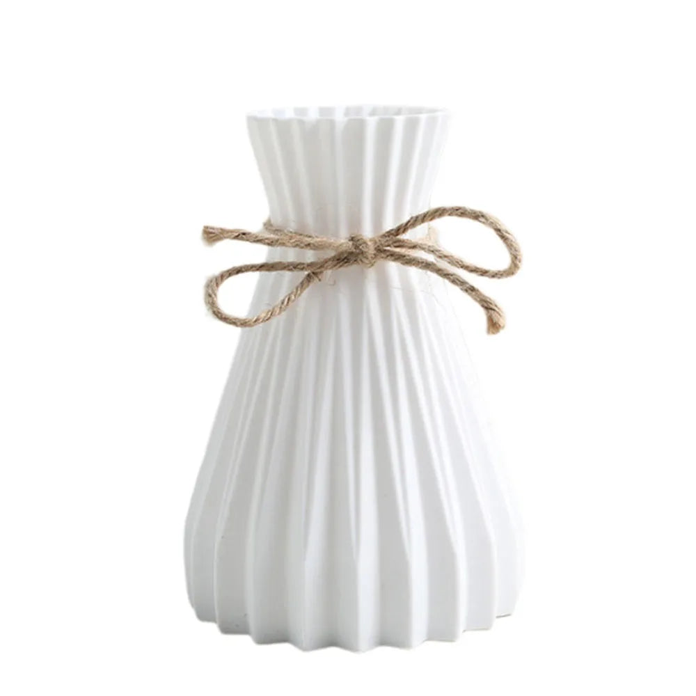 Creative Origami Style Plastic Flower Vase – Modern European Pleated Folding Decorative Vase for Fresh & Dried Flowers