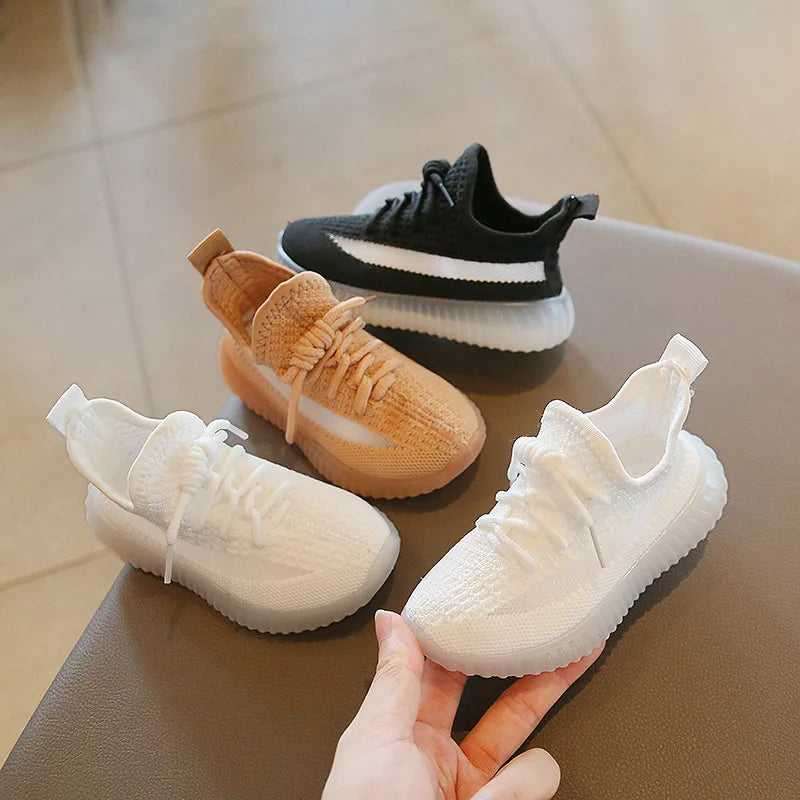 Zuecos de malla ligeros antideslizantes para niños, zapatos casuales para niños y niñas