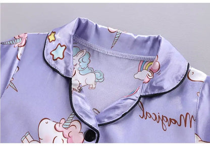 Conjunto de Pijama de Verano para Niñas – Conjunto de Pijama de Satén de Unicornio de Dibujos Animados de 2 Piezas | Ropa de Dormir Suave para Niños Pequeños con Aire Acondicionado